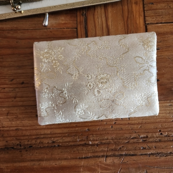 Vintage 3 Piece Gold Foil Travel Clutch Set - Picture 13 of 14